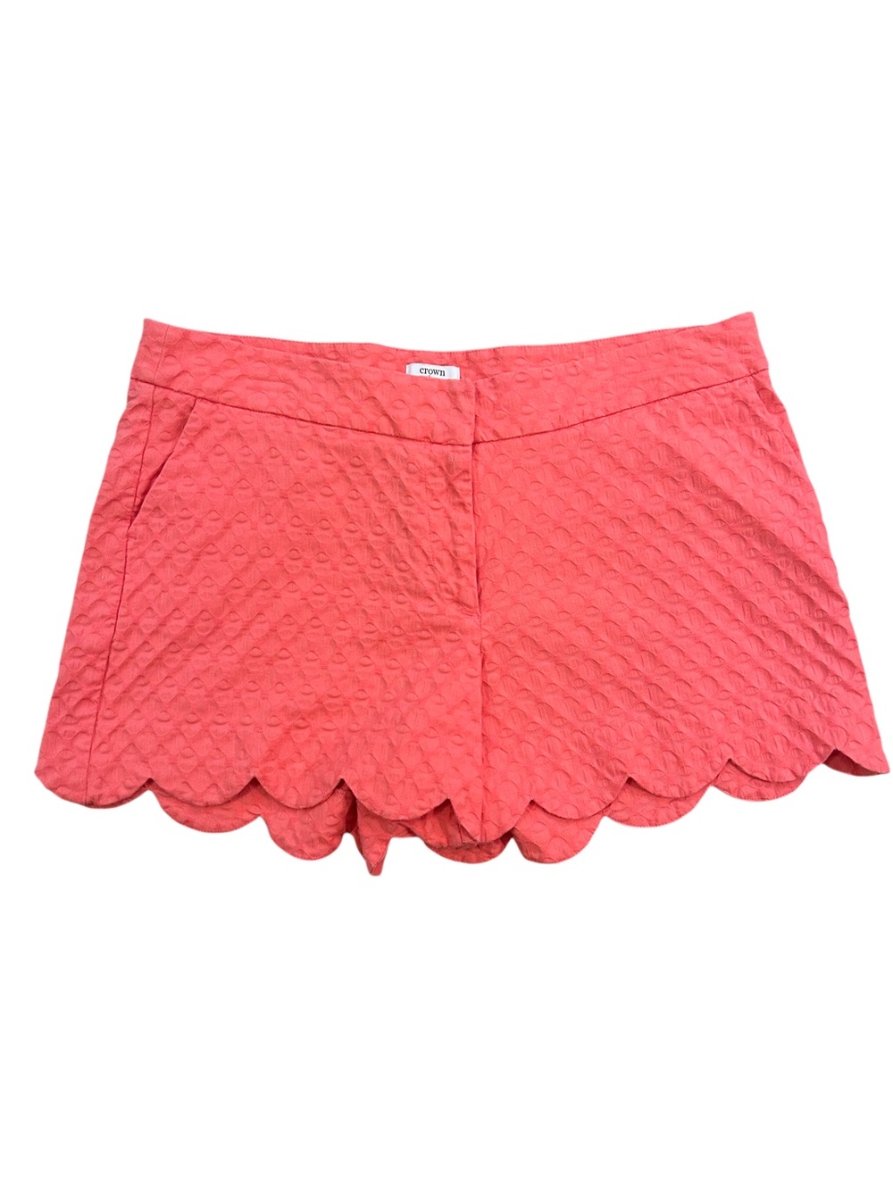 NWOT Crown & Ivy Coral Scallop-Hem Women's Shorts